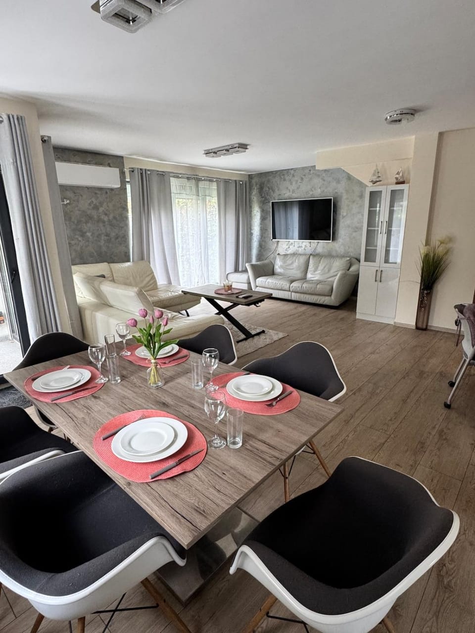 Sea Family House in Sarafovo Burgas, with Garden Villa in Burgas