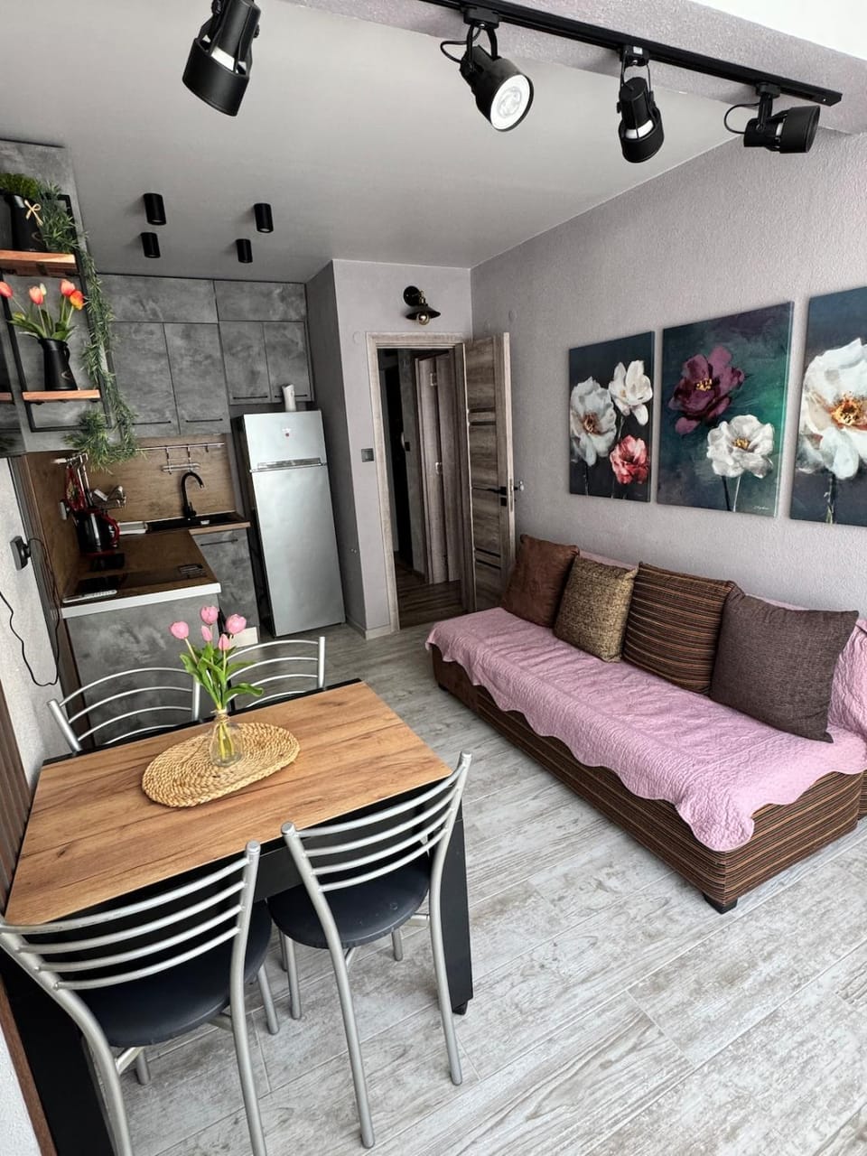 Urban Bloom Apartment Burgas Apartment in Burgas