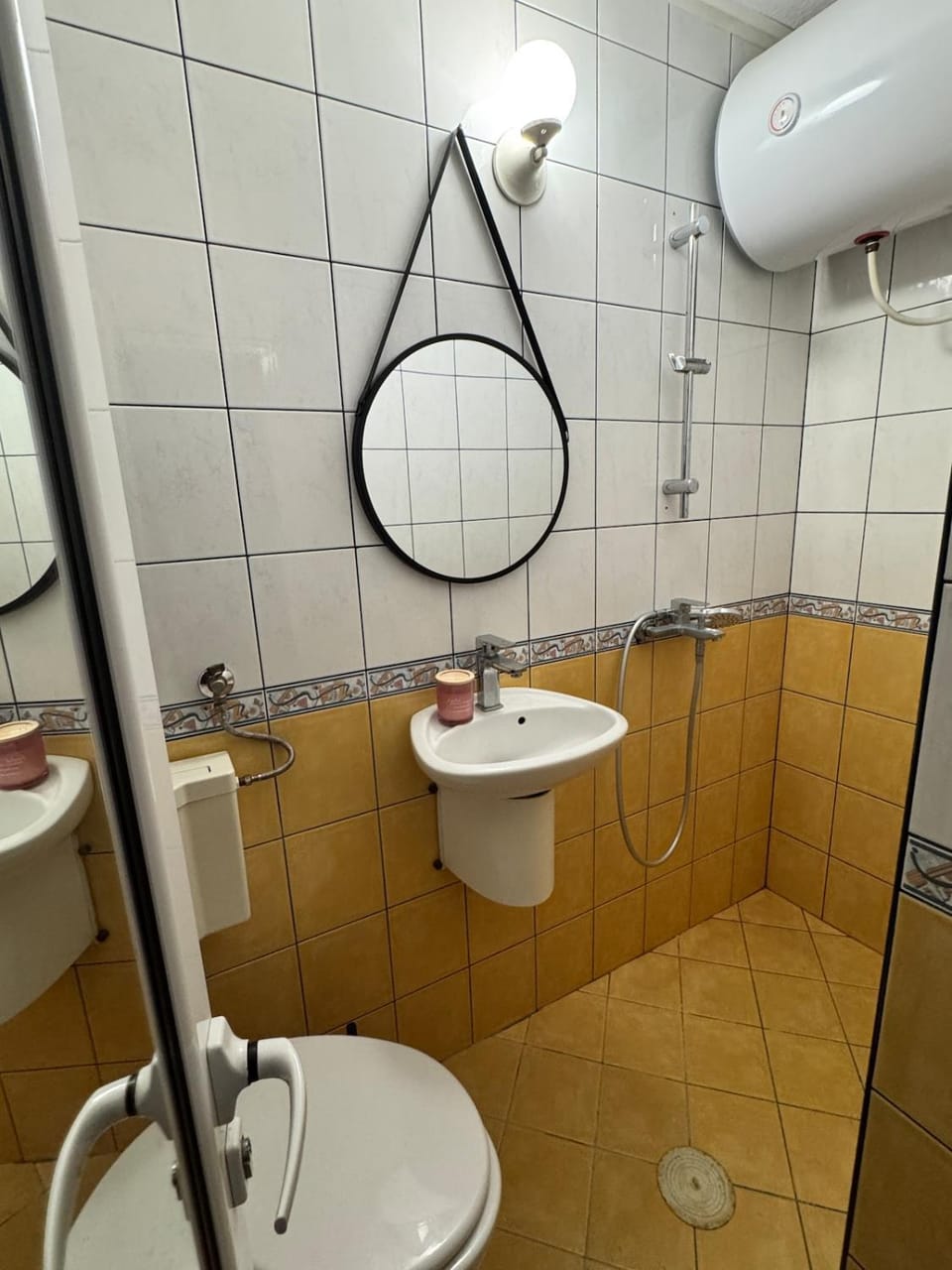 Urban Bloom Apartment Burgas Apartment in Burgas