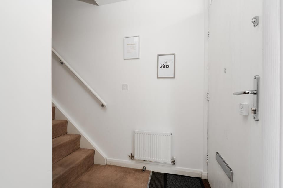 Grand 4BR City Escape - Etihad - COOP - Free parking House in Manchester
