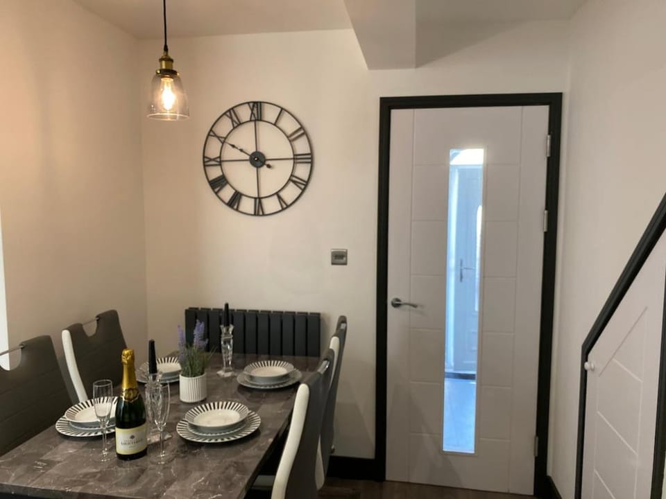 Bristol House in Filton Avenue BS34 Apartment in Bristol