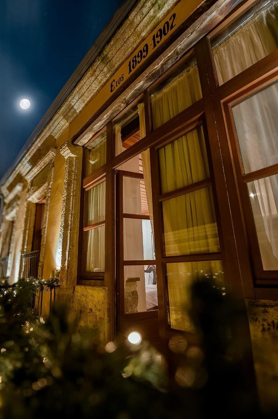 Property building, Night