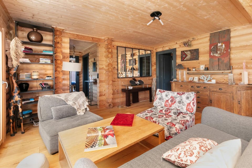 Property building, Living room