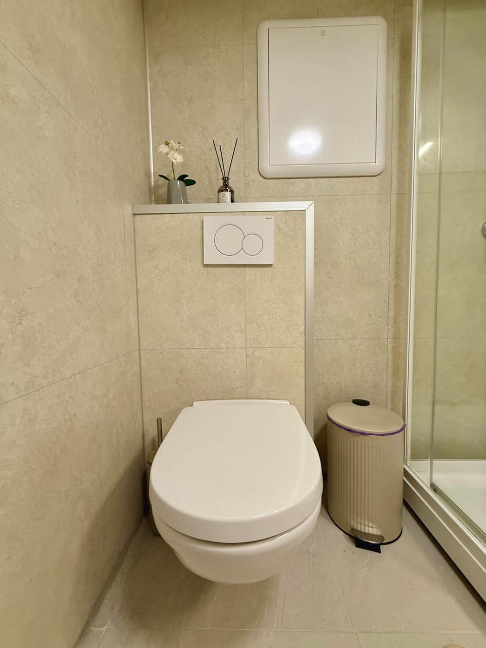 Toilet, Bathroom