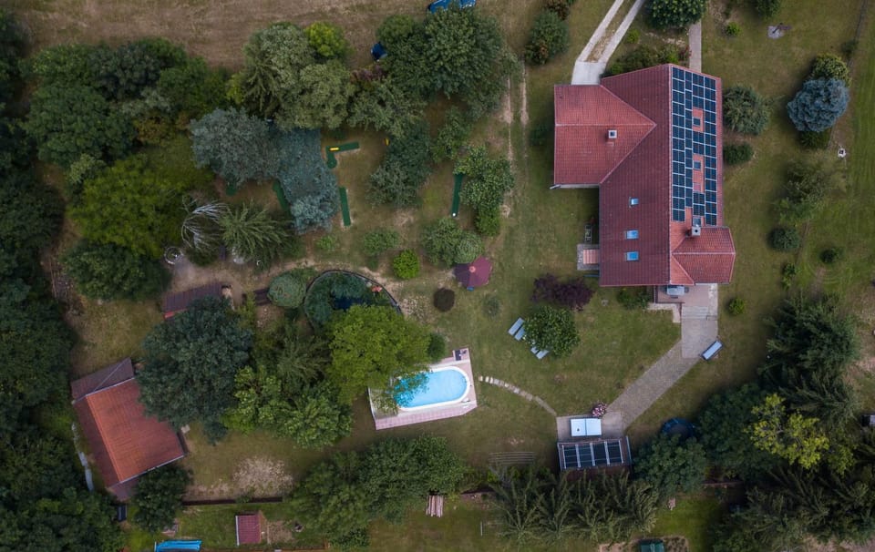 Property building, Day, Natural landscape, Bird's eye view, Pool view, Swimming pool