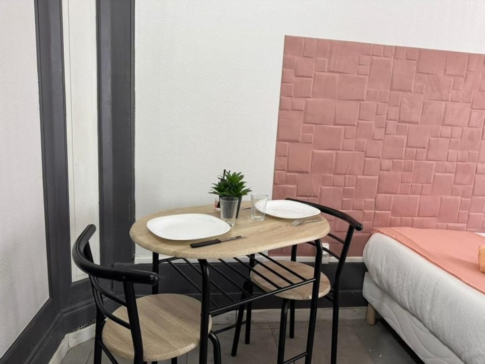 Studio Bord de Marne 2 - Meaux - Paris Apartment in Île-de-France