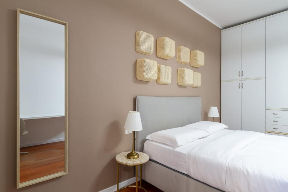 Bed, Photo of the whole room, Bedroom, wardrobe