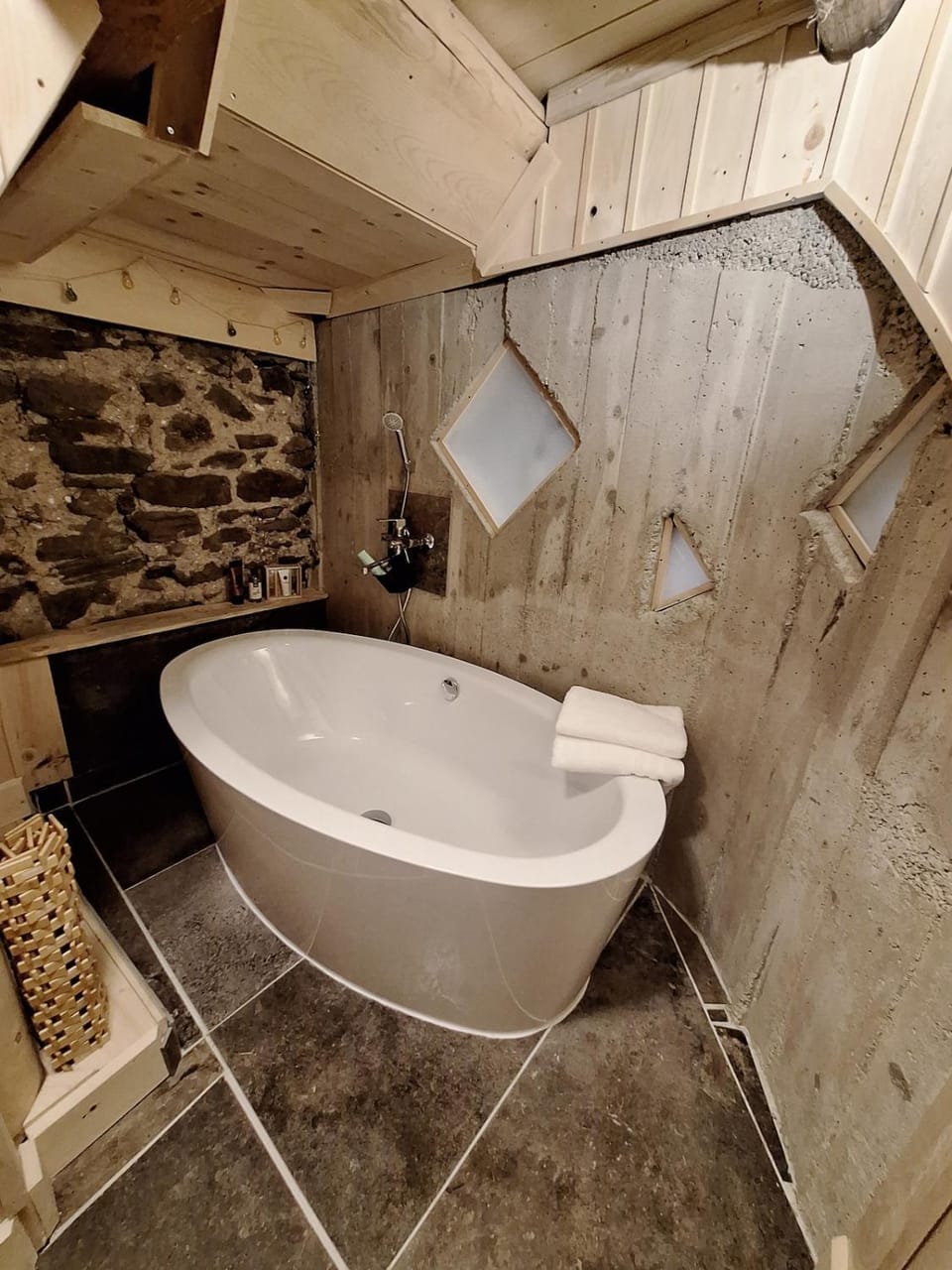 Bathroom, Bath