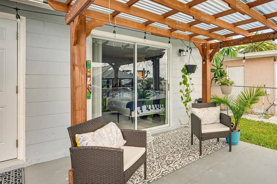 Boat Dock Access! Pet-Friendly Studio in Hudson Apartment in Hudson