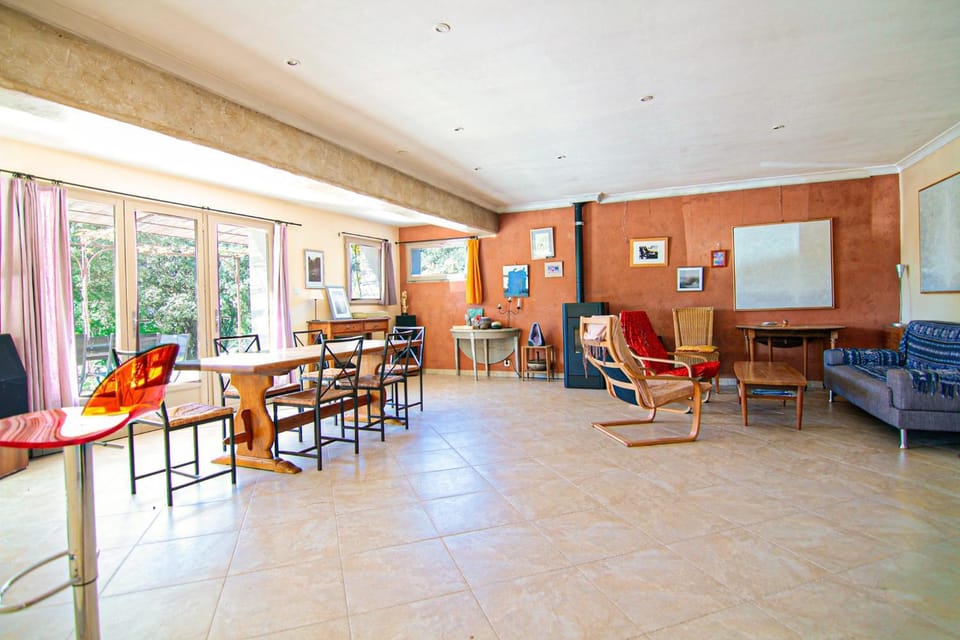 Property building, Living room