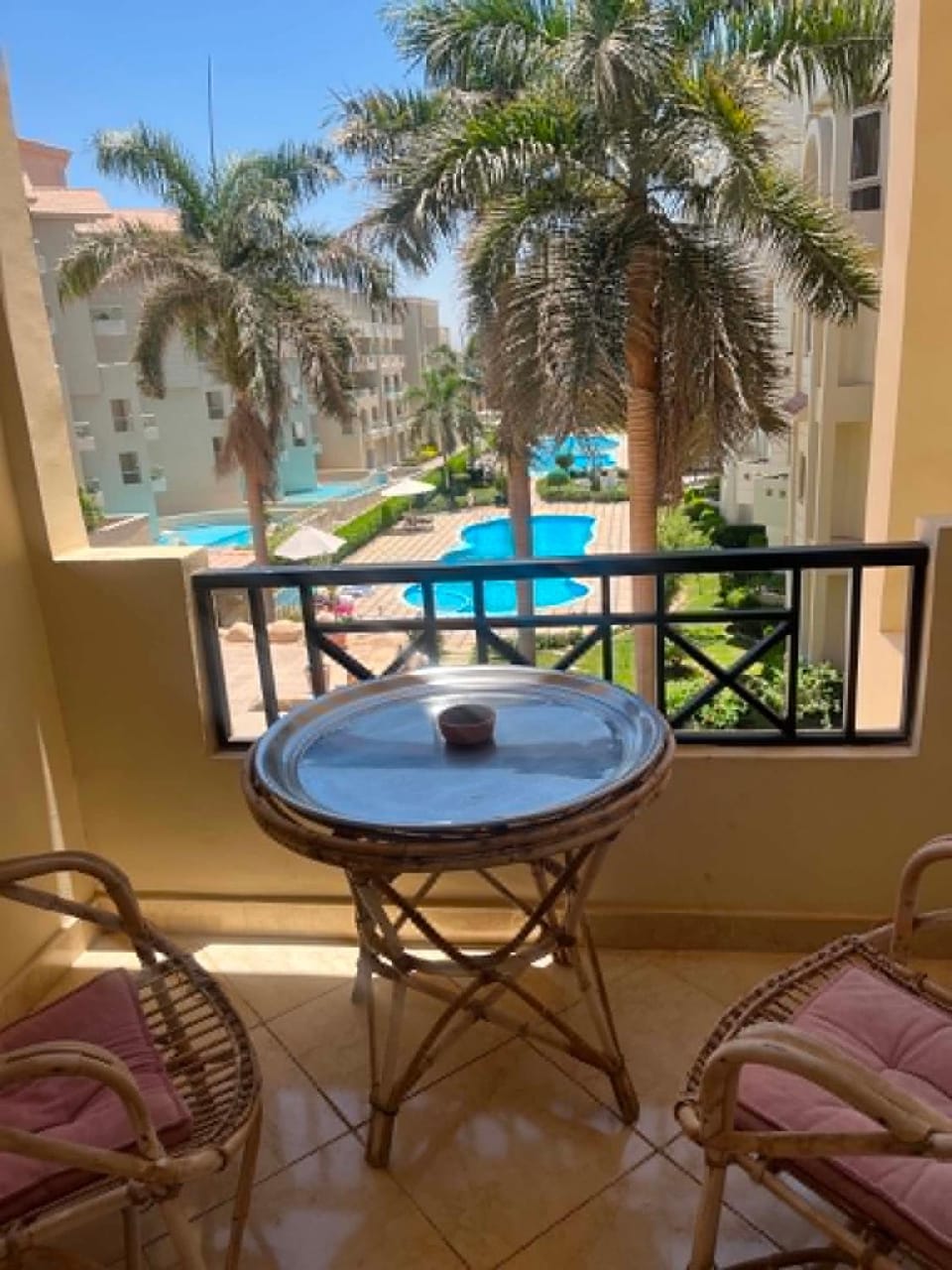 Sahl Hasheesh arabian stile pools view apartment with private beach Apartment in Hurghada