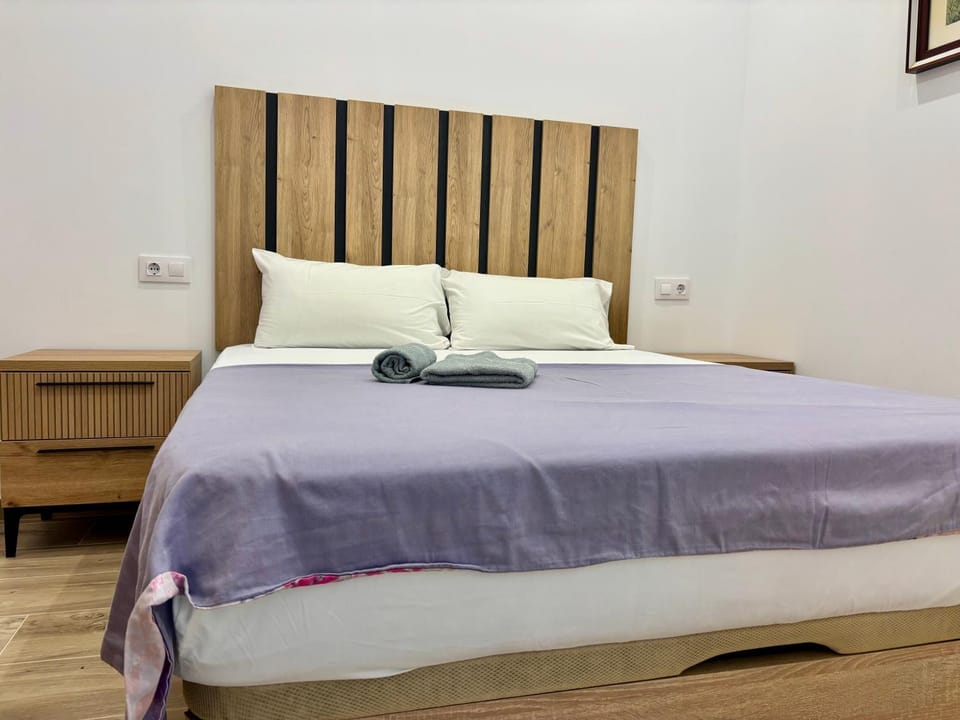 Bed, Bedroom, wardrobe