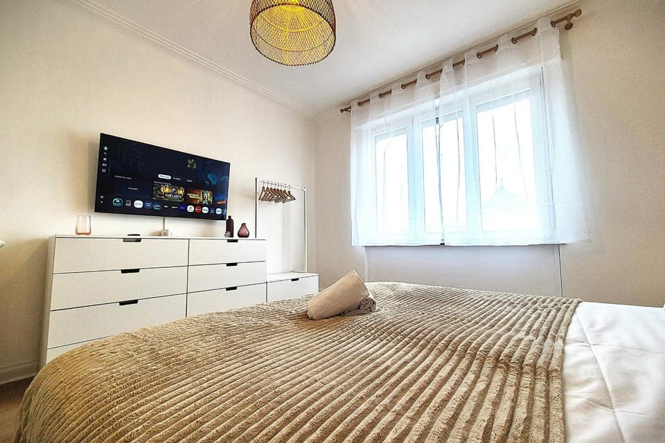 Rock in Share - Strozzi Suites - Brand-New Luxury 4-Bedroom Apartment with Apartment in Thionville