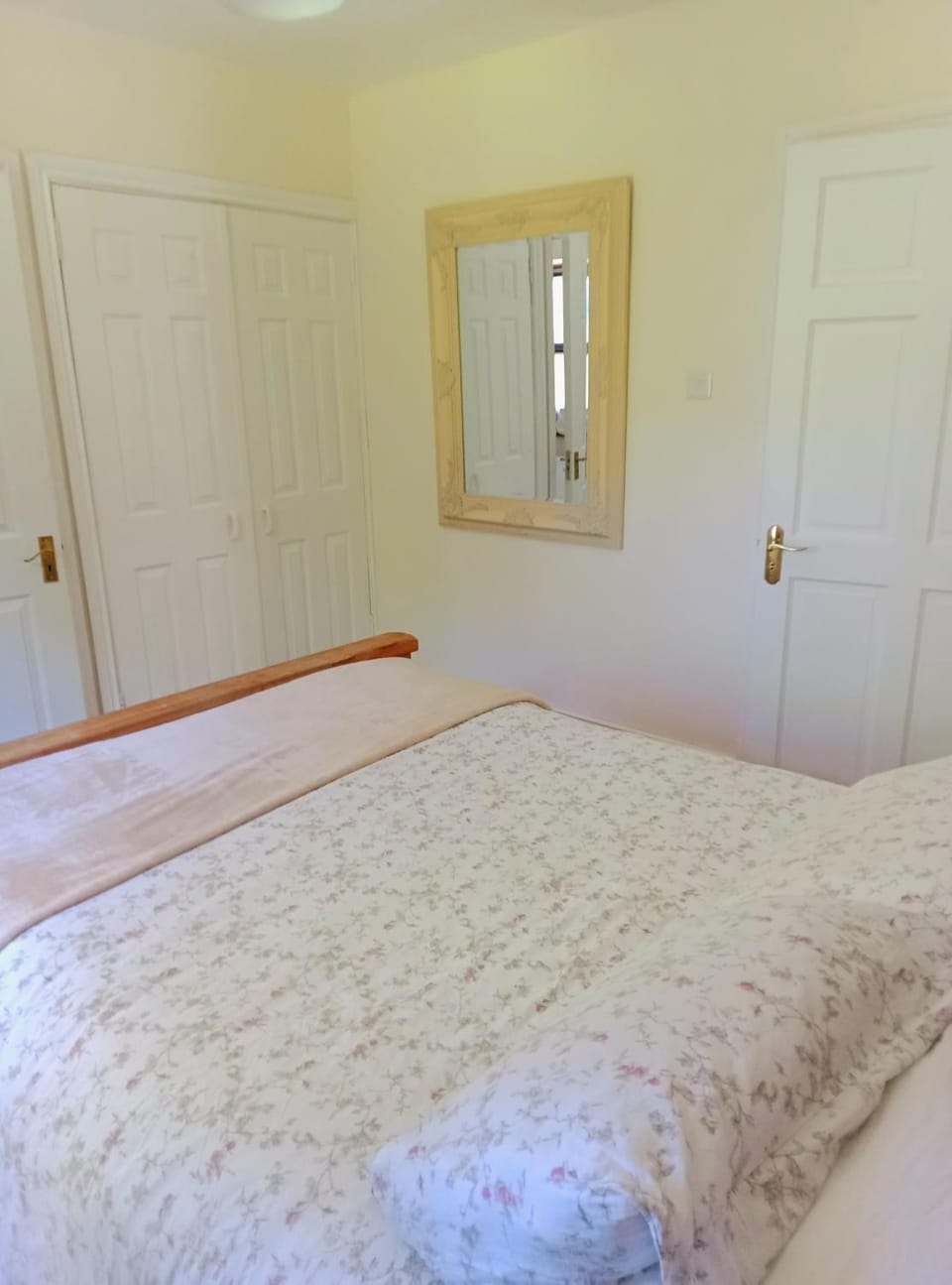 Bed, Bedroom, wardrobe