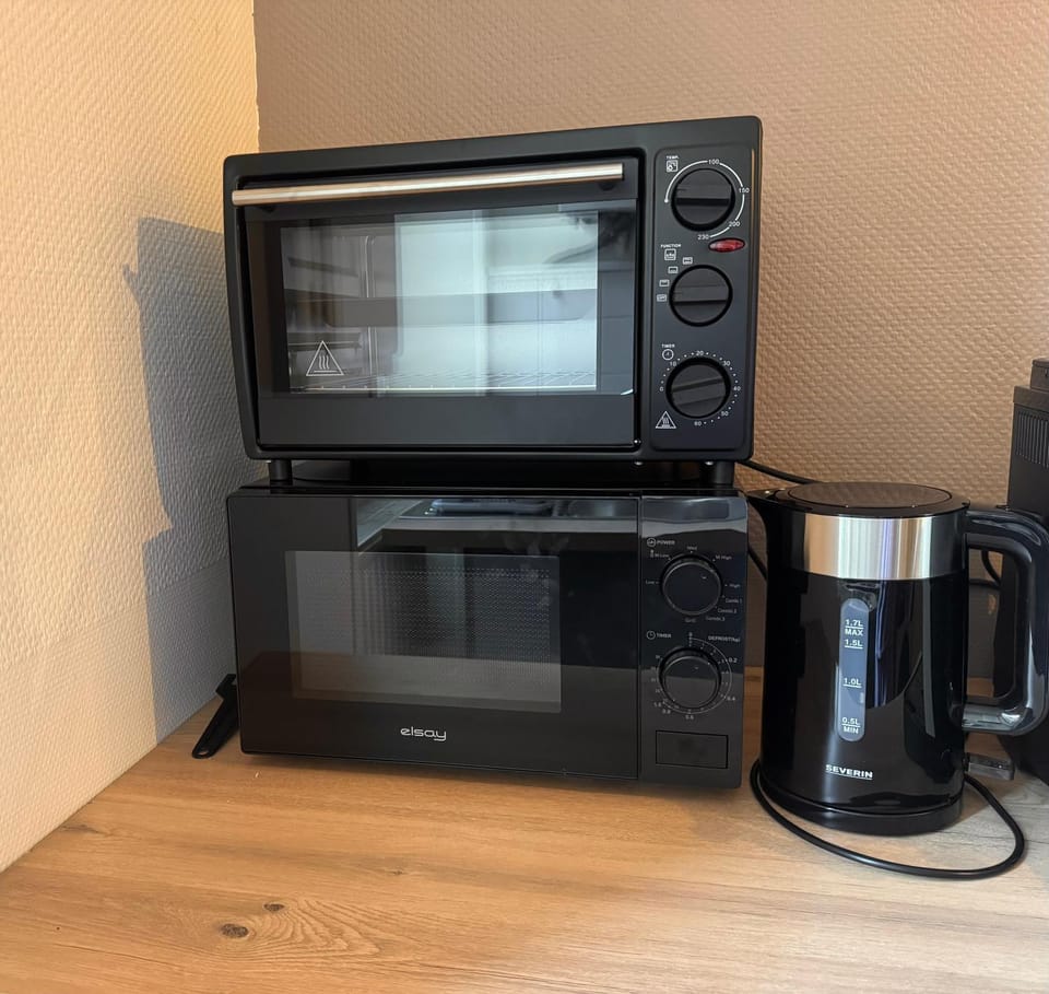 Charmant appartement proche gare et centre ville Apartment in Laval