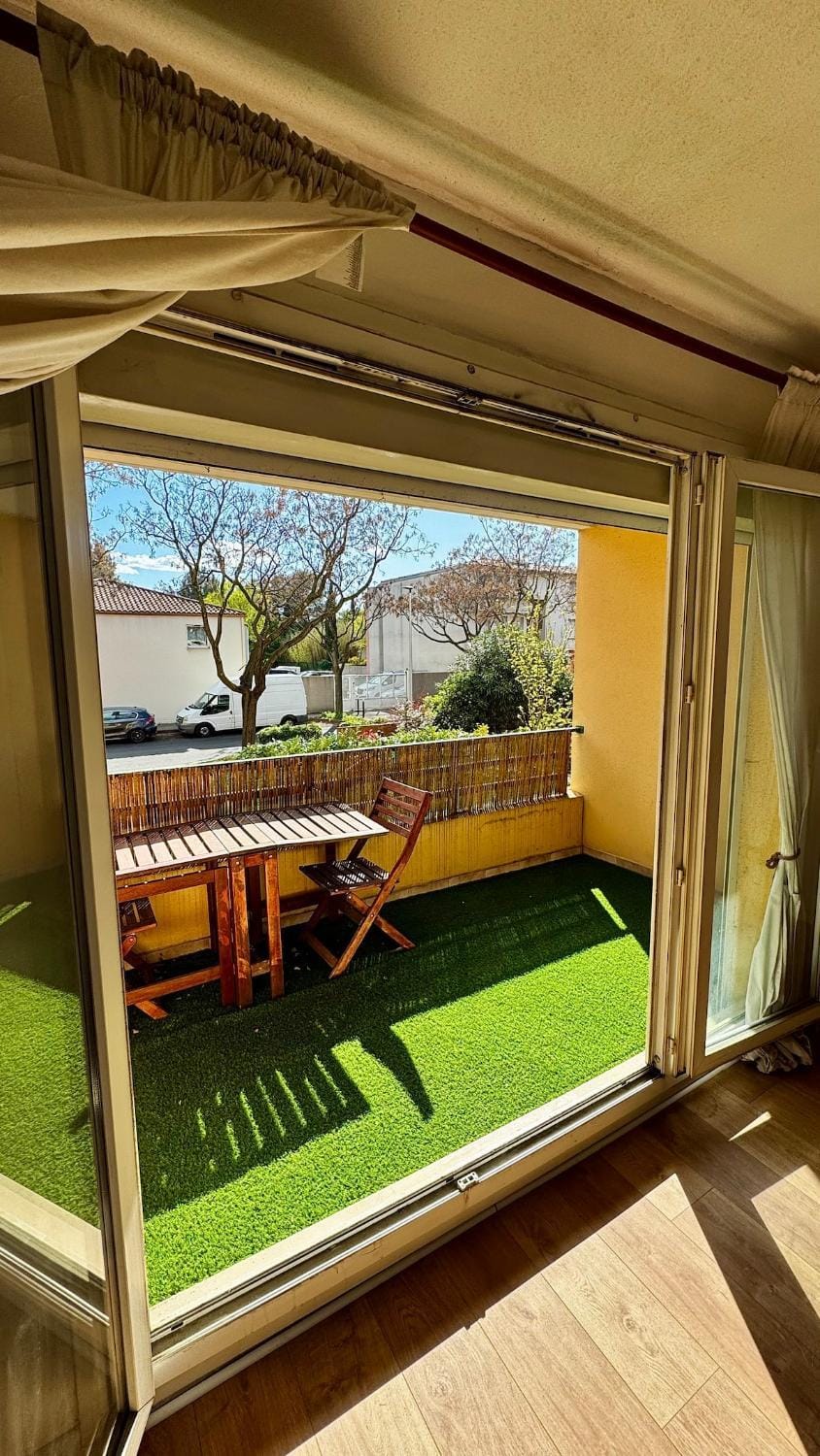 T2 avec terrasse au soleil proche centre Apartment in Montpellier