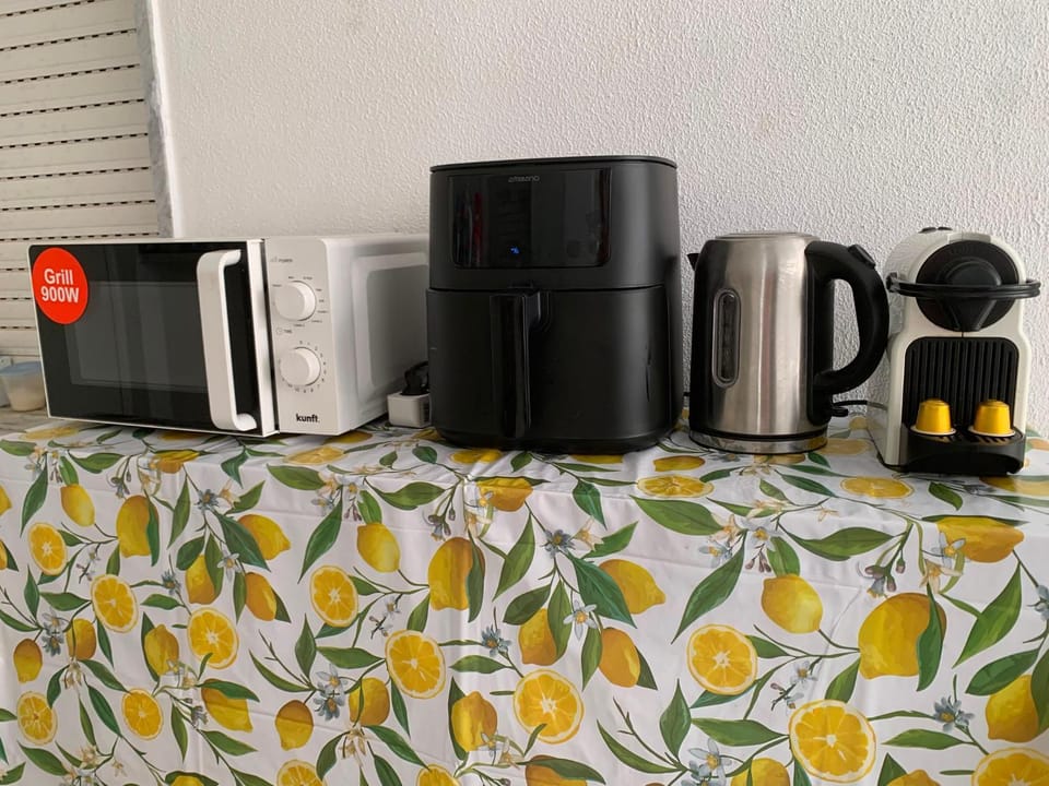Coffee/tea facilities, Kitchen or kitchenette