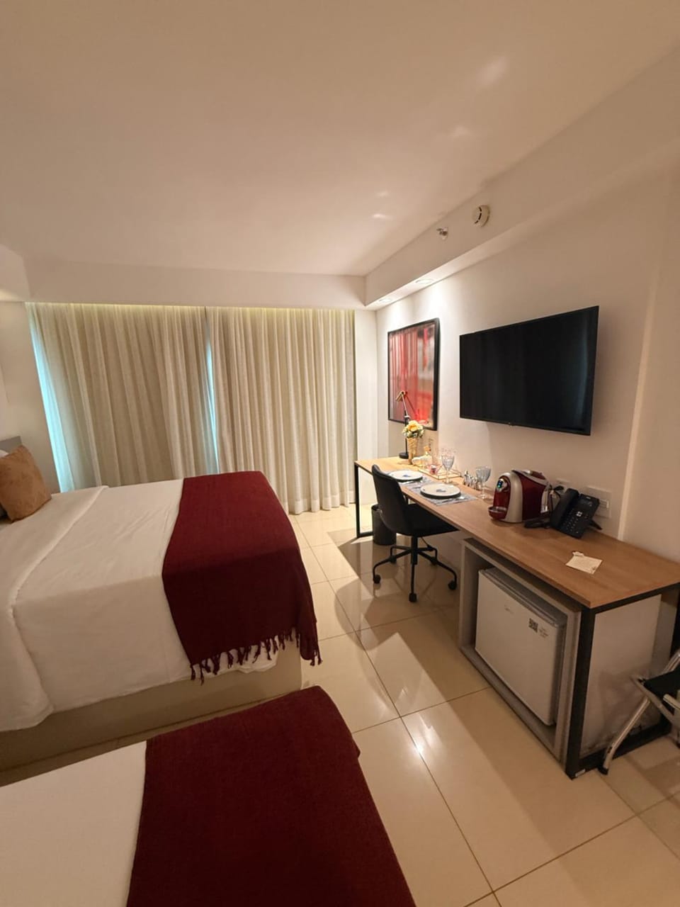 Bed, TV and multimedia, Photo of the whole room, Bedroom, minibar