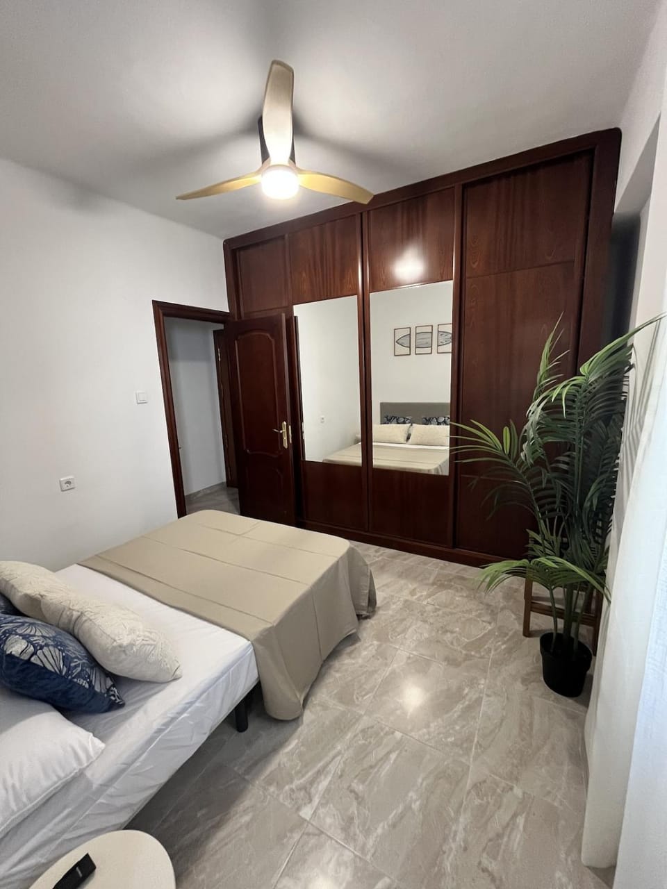 Enjoy Malaga 3 Bedrooms in a Central Location Apartment in Malaga
