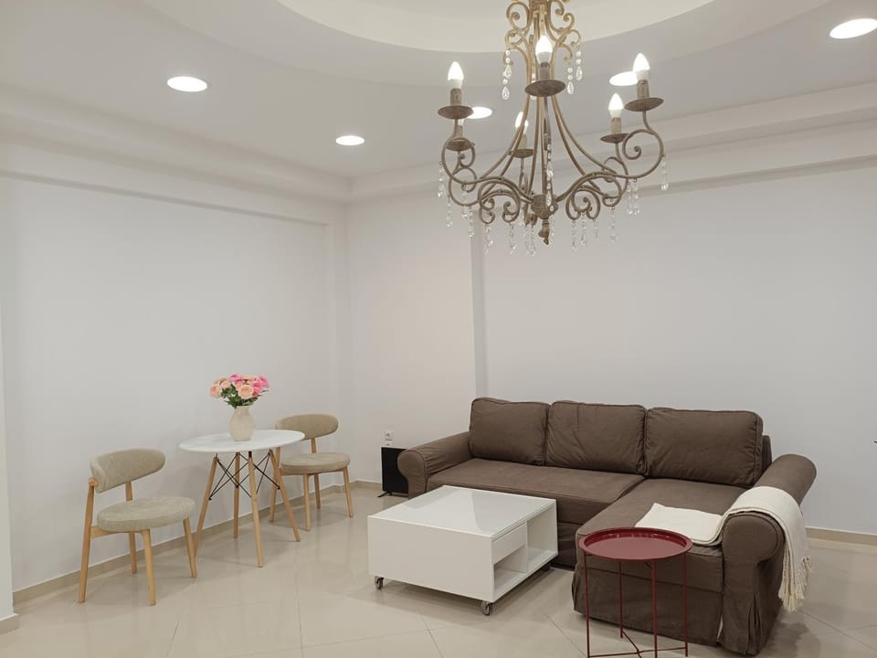 Barakat 2 floor 3 bedroom apartment 8 person House in Halkidiki