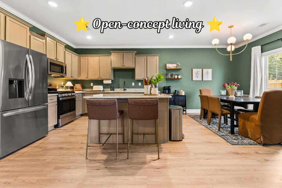 4BR Family Home Game Room Near Memphis House in Olive Branch