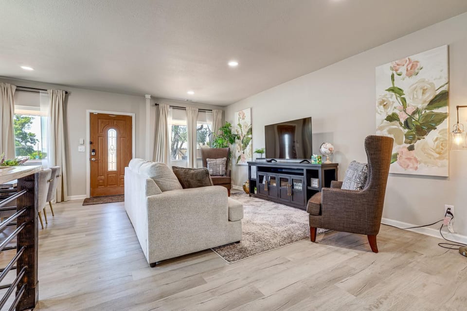 Family-Friendly Home, 3 Mi to Arkansas Riverwalk! House in Pueblo West