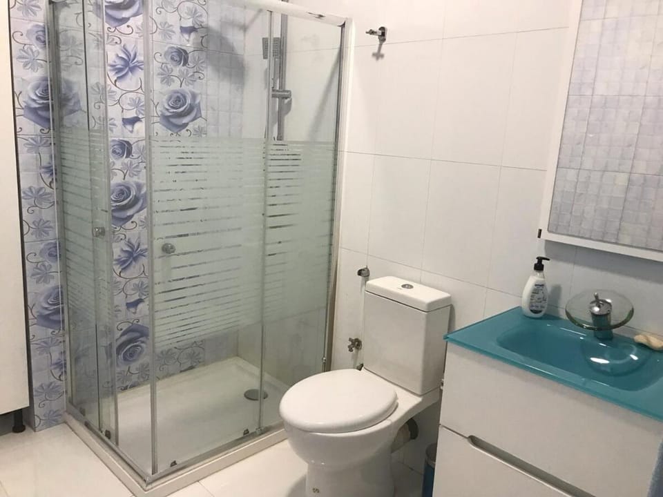 Modern 2-Bedroom Apartment in the Heart of Plateau, City Center Apartment in Praia