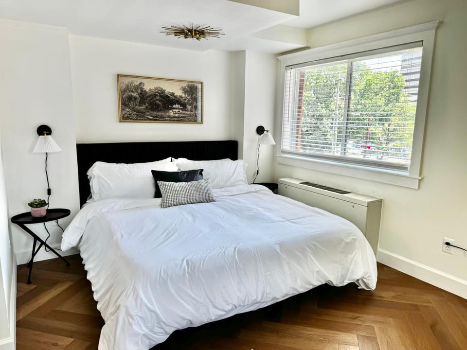 King Studio Executive Suite - Free Parking - National Landing Apartment hotel in Crystal City