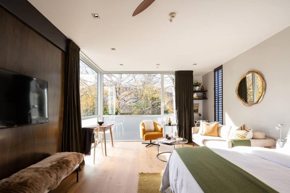 The Birch - Luxury Arrowtown Retreat Apartment in Arrowtown