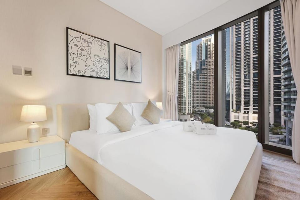 FIRST CLASS 2BR Next to Burj Khalifa and Dubai Mall Apartment in Dubai