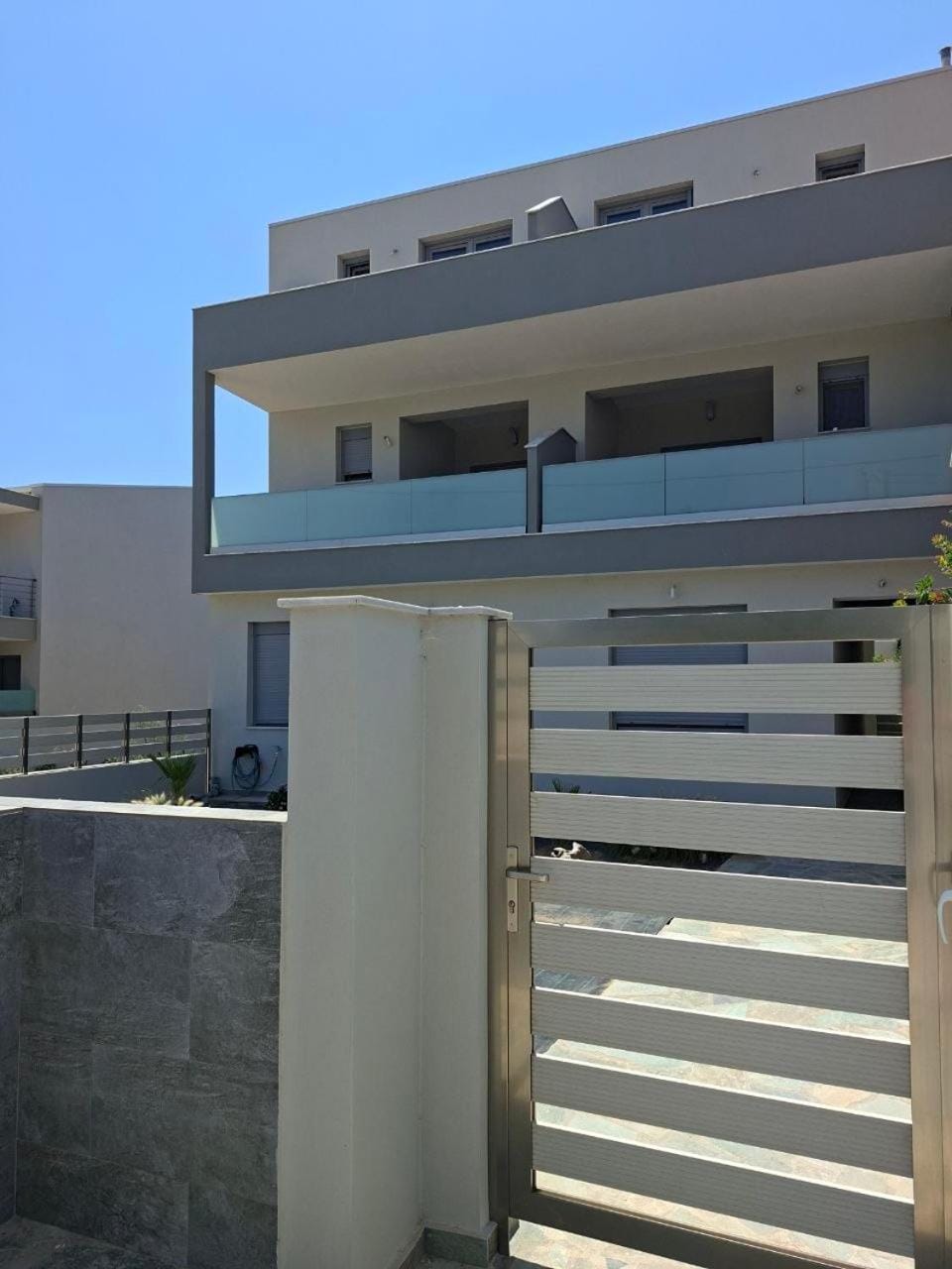 Property building, Balcony/Terrace