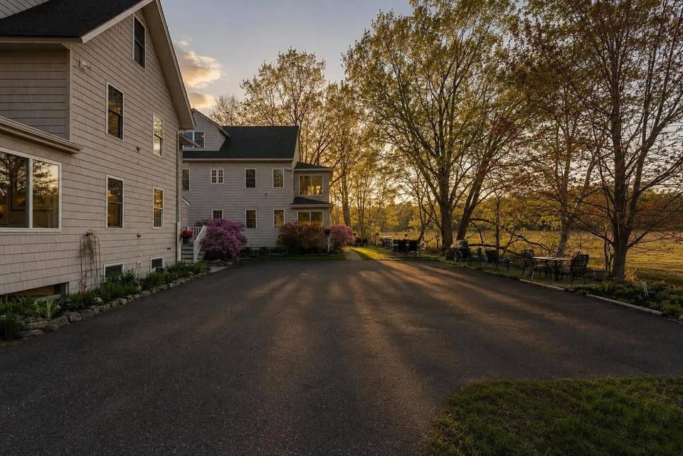 Private Coastal First Floor Residence located in Ocean Park Maine with Nearby Beach Access Apartment in Ocean Park