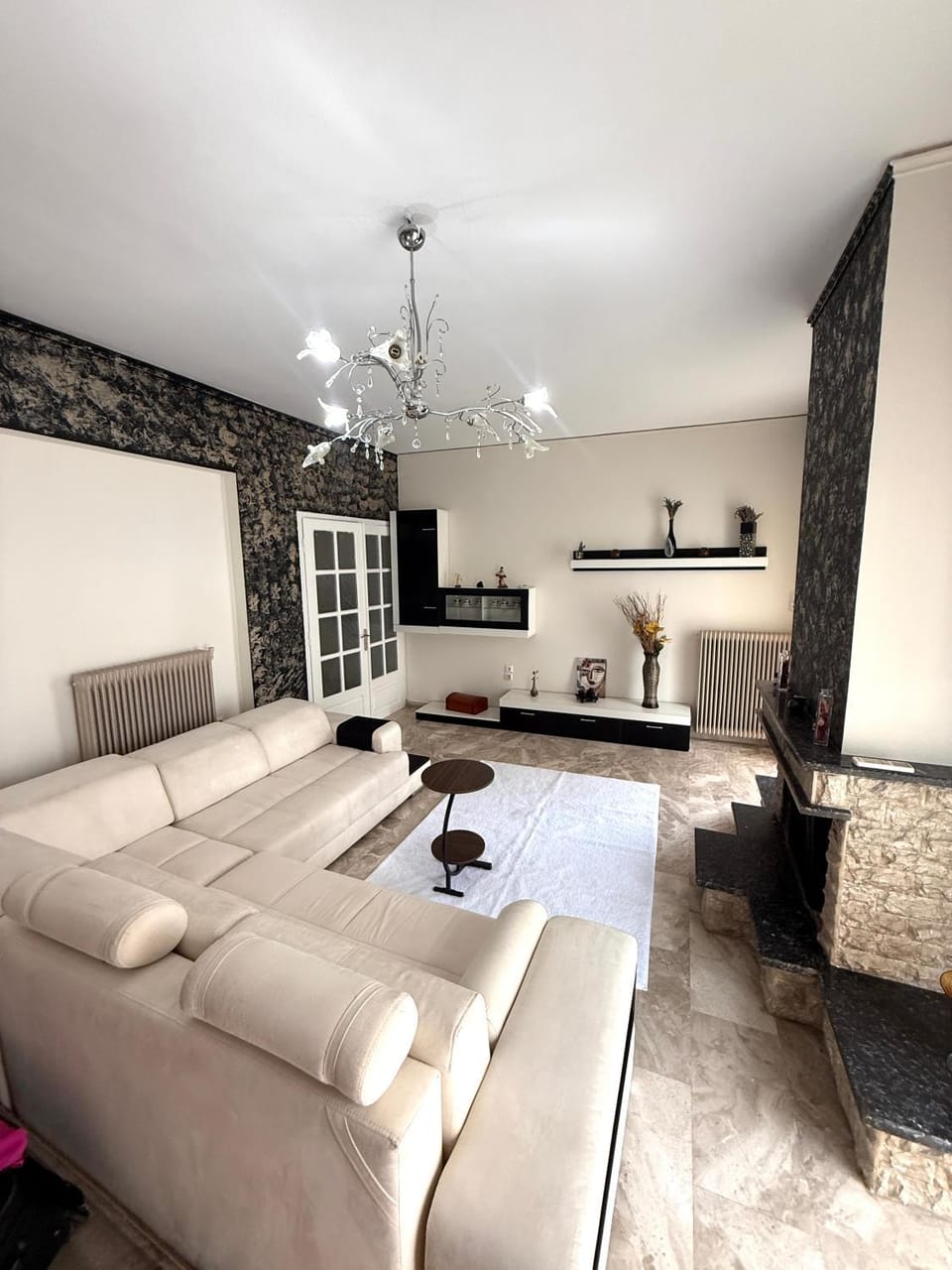 Elena Home Apartment in Pireas