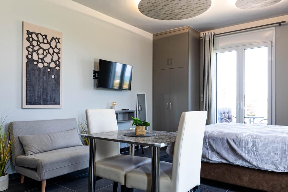 George V Luxury Apartments - Room 3 Apartment in Peloponnese, Western Greece and the Ionian