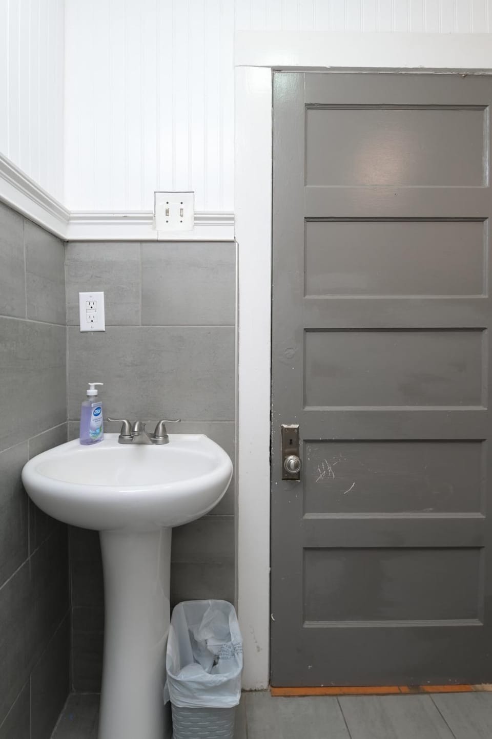 Bull Street Bungalow - Close to USC and 5 TVs! House in Columbia