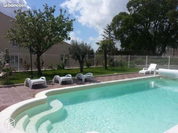 Garden, Swimming pool