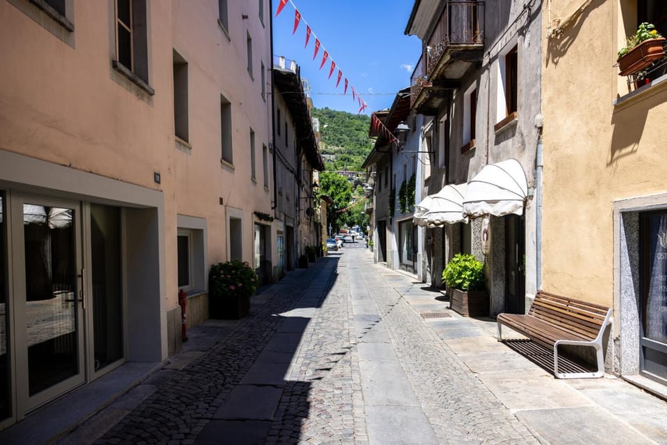 Day, Neighbourhood, Mountain view, Street view