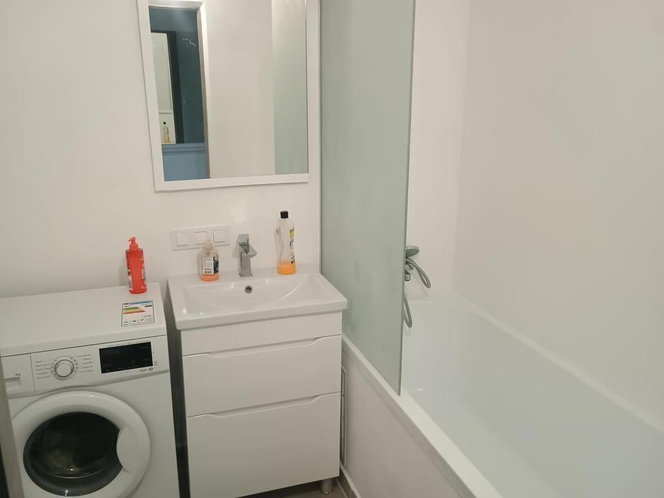 Уютная комната в квартире в ЖК Одесский Бульвар Vacation rental in Kiev City - Kyiv