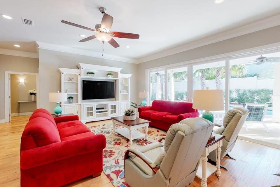 Crystal Beach Subdivision - Sea Glass Cottage House in Destin