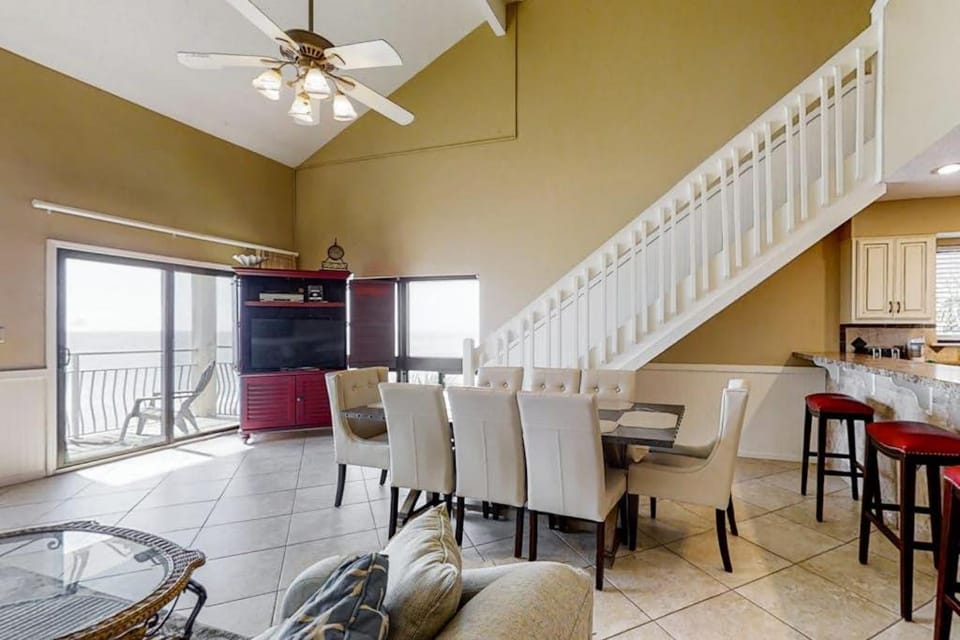 3rd Floor Condo Amenities Beach Access Beach Equipment Included House in Destin