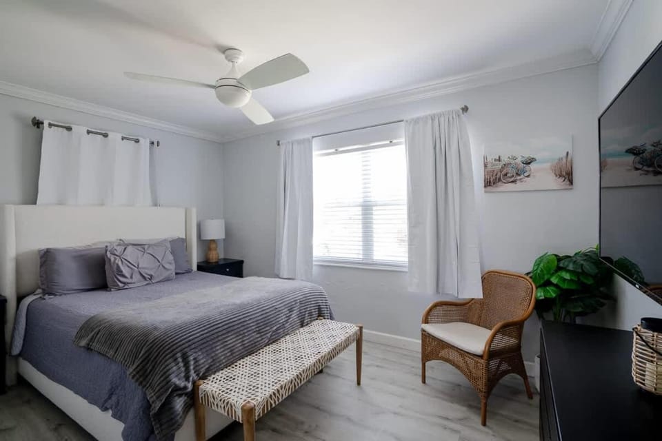 Coastal Retreat Renovated Beach Home In Paradise House in Boynton Beach