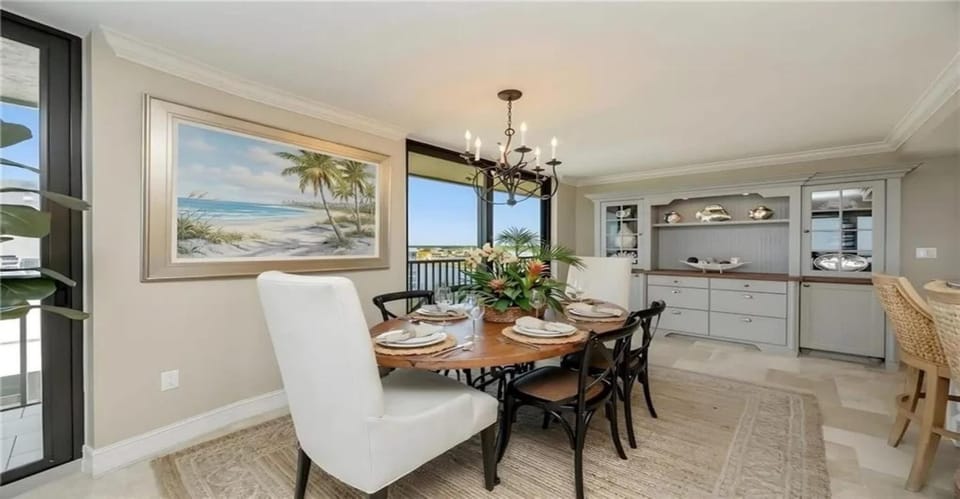 Oceanview Serenity Escape Apartment in Vanderbilt Beach