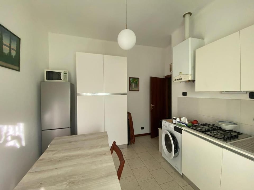 2 Rooms 10 min Arena Easy Parking Apartment in Verona