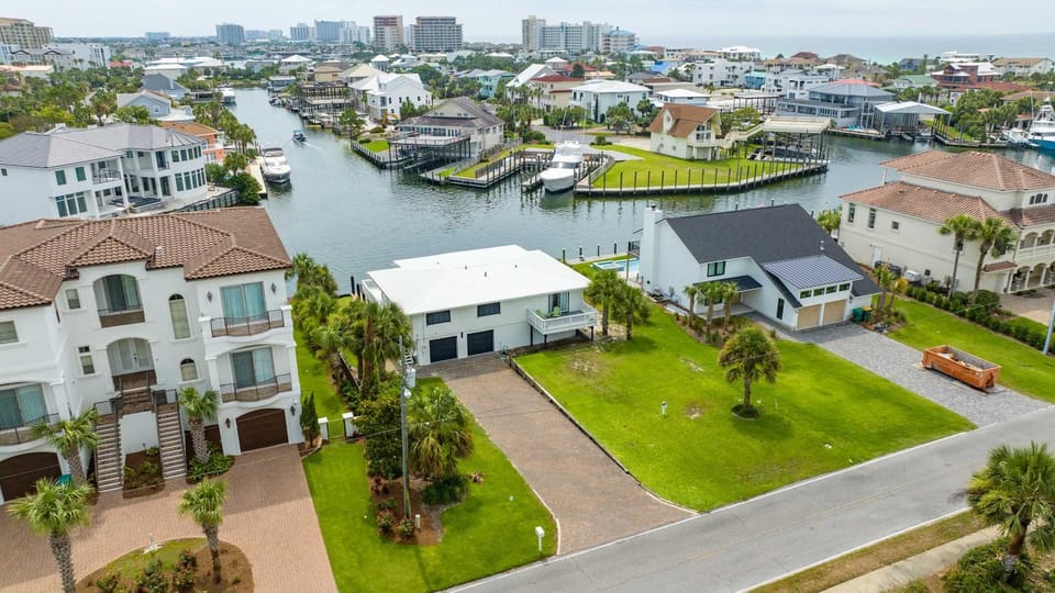 Canal-front home with pool 40' boat slip gated beach access - 1 block to sand House in Destin