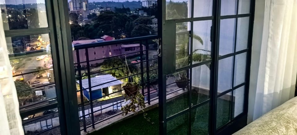 Spacious Bright 2BR Apt Near UN&Two rivers mall Apartment in Nairobi