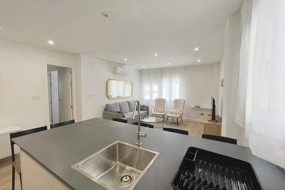 Centrally located apartment in Triana Apartment in Seville