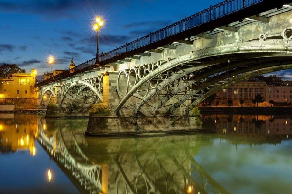 Centrally located apartment in Triana Apartment in Seville