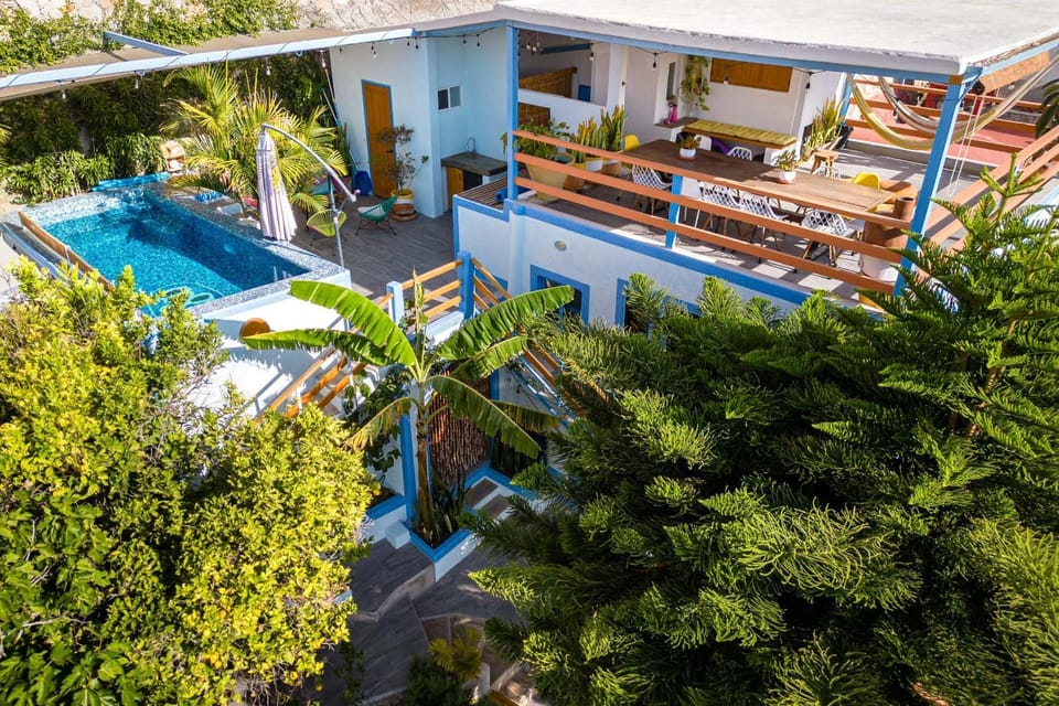Property building, Balcony/Terrace, Swimming pool