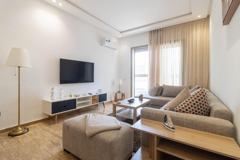 Heaven Beach 2BR Family Resort Pool and Beach Apartment in Casablanca-Settat