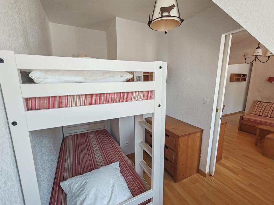 T2 HYPER CENTRE LUCHON AVEC ASCENSEUR 2 A 6 pers Apartment in Catalonia